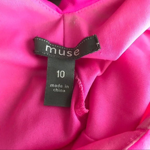 💗SPAGHETTI STRAP BRIGHT PINK DRESS - Picture 3 of 4